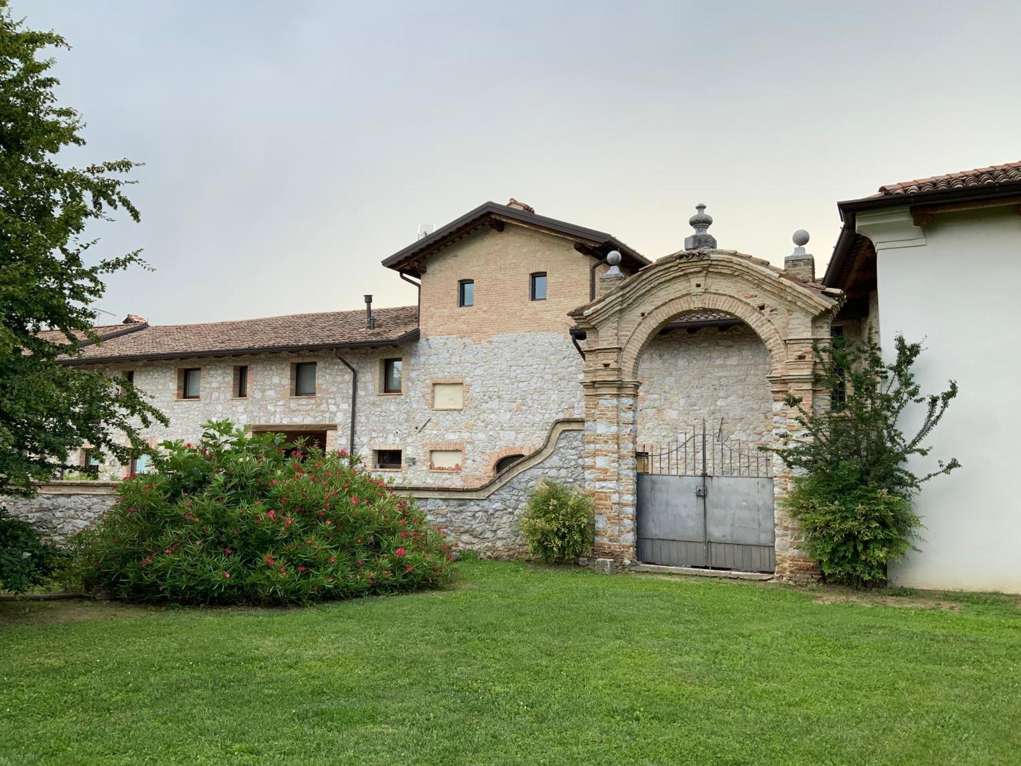 San Vito al TorreBorgo Palazzo Steffaneo住宿加早餐旅馆 外观 照片